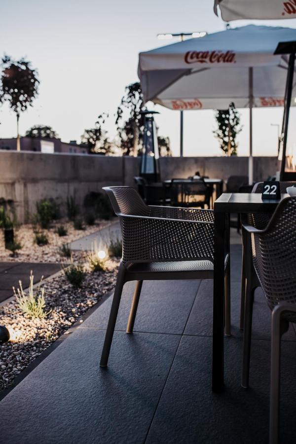 Molto Bene Hotel & Restaurant Skorcz 외부 사진