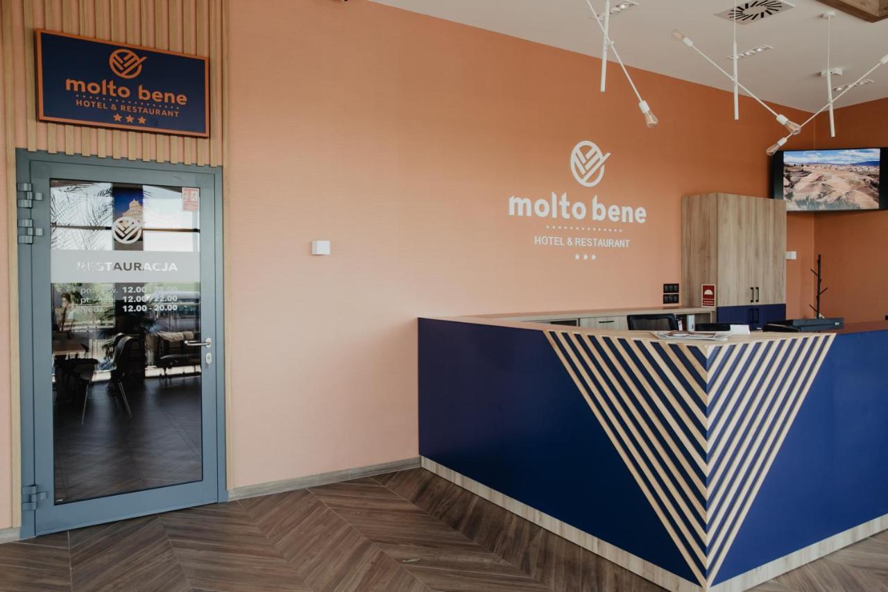 Molto Bene Hotel & Restaurant Skorcz 외부 사진